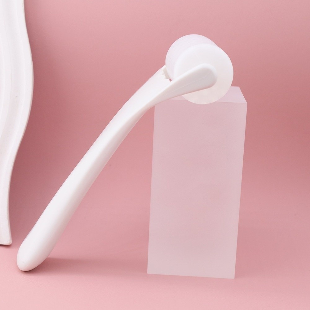 Rouleau de massage facial en g - Face Ice Roller Puffiness avis et prix